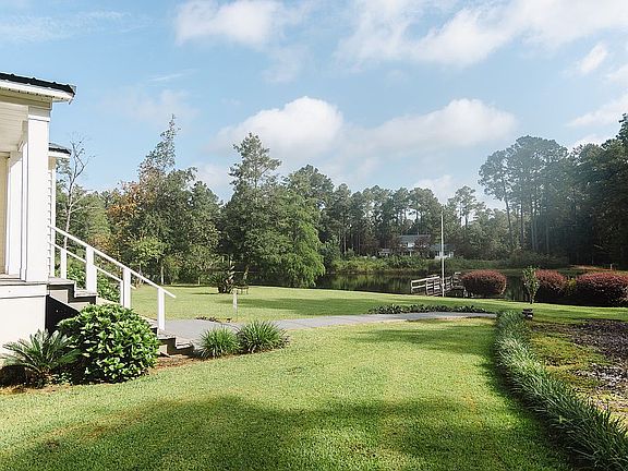 3rd image of 665 Turner Rd