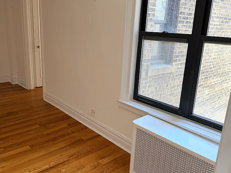 814 W End Ave #13D — Photo 4