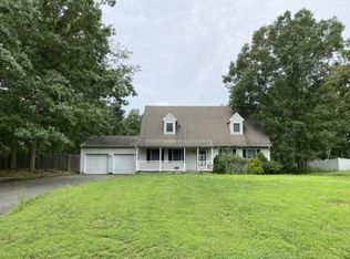 11 3rd St, Barnegat, NJ 08005