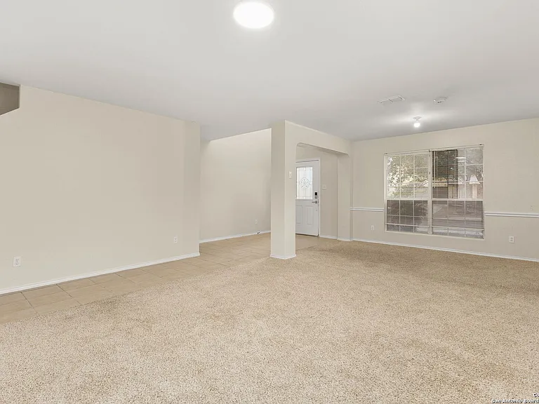 7403 Concerto Dr — Photo 8