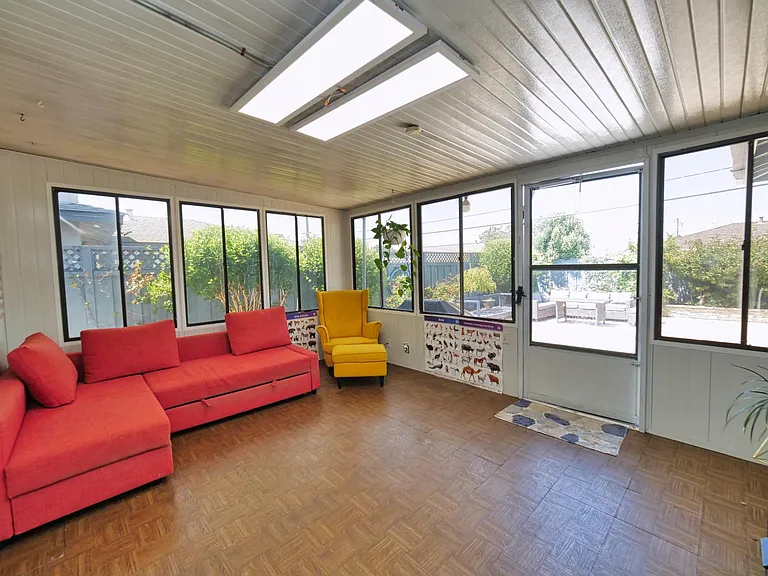 1655 Crater Lake Ave — Photo 23
