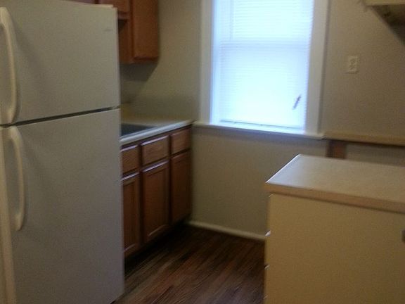 4th image of 3254 Delor St APT 1E