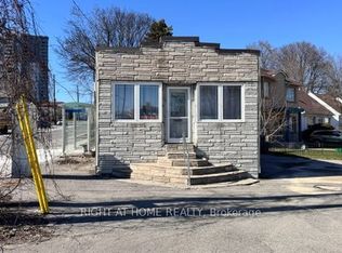 104 Danforth Rd, Toronto, ON M1L 3W7
