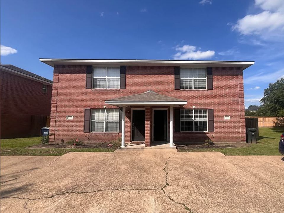 1st image of 1007 Bright Cir #3