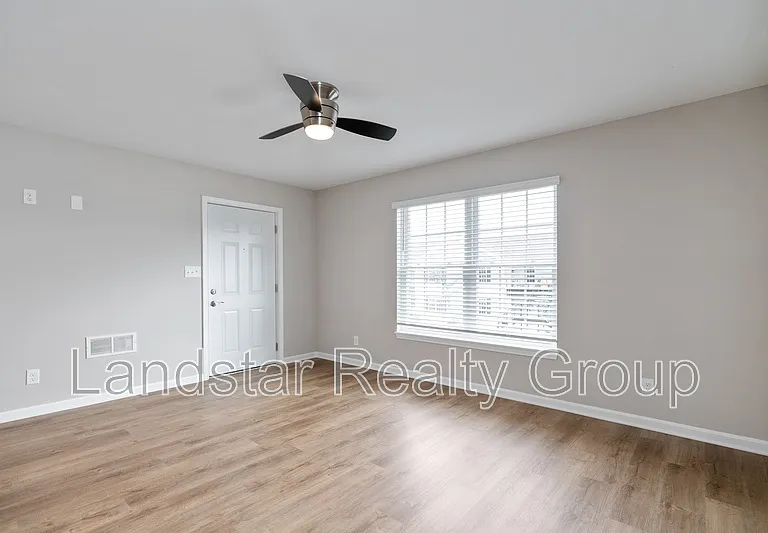 7310 Tiger Way #202 — Photo 6