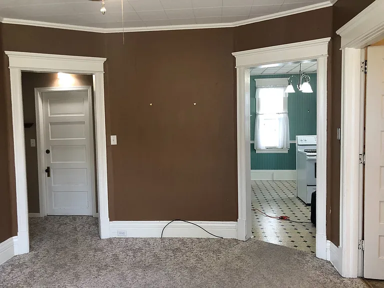 1128 Hammond Ave #1 — Photo 11