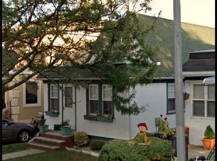 8858 75th Ave, Ridgewood, NY 11385