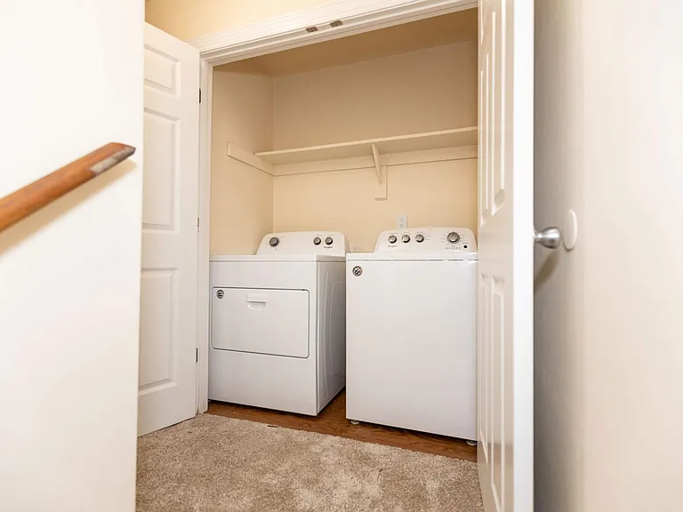 Lake Princess Anne Apartments — Photo 25