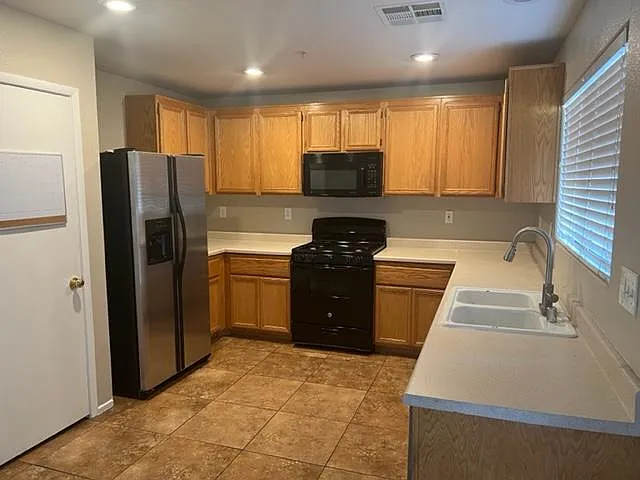 625 Lucky Pine St — Photo 7