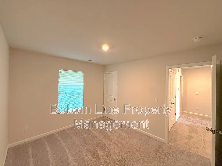 5080 Grain Ct — Photo 17