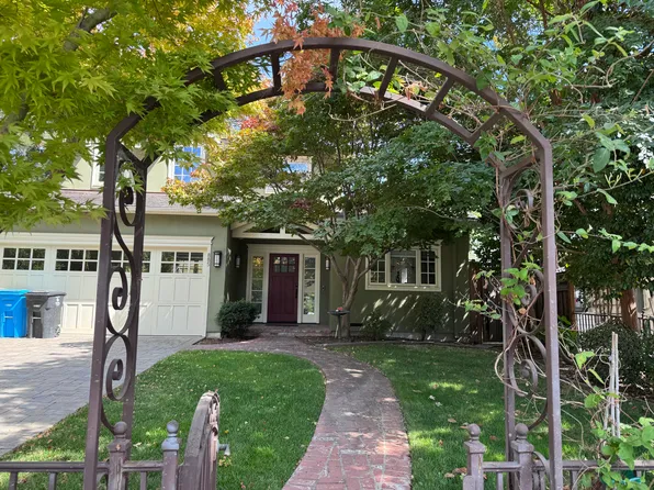 885 Harvard Ave, Menlo Park, CA 94025