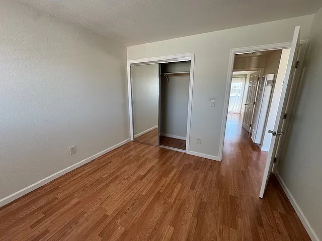 Oakwood Apartments — Photo 6