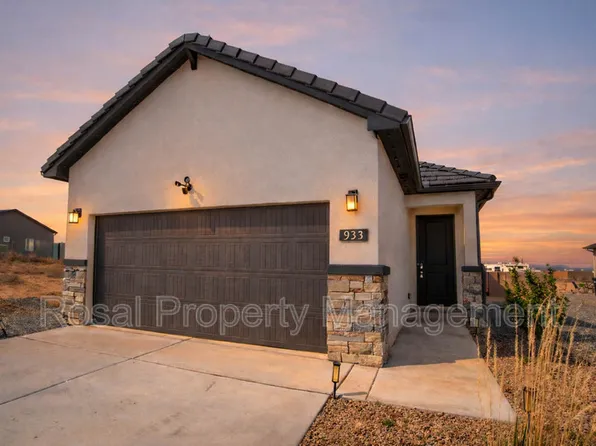 933 Northern Blvd NE, Rio Rancho, NM 87124
