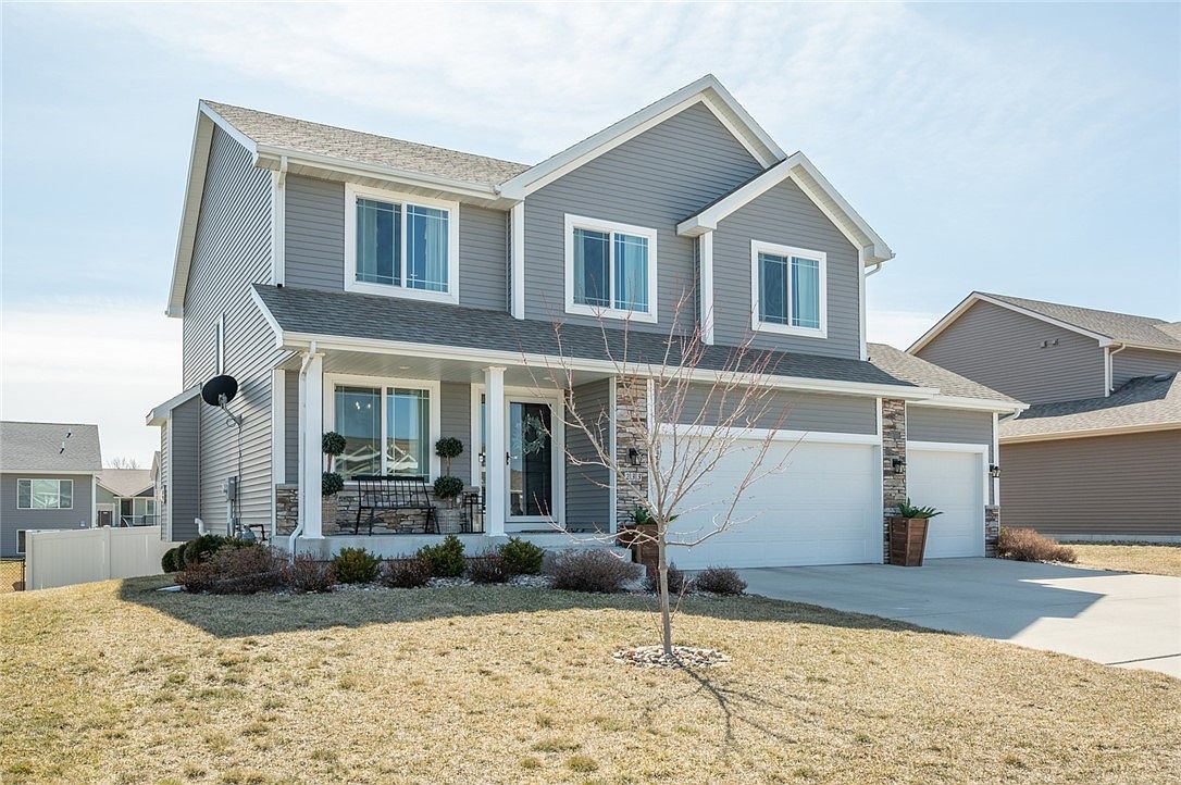 233 7th St NE, Bondurant, IA 50035 Zillow