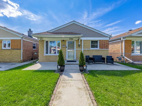 7764 Lawler Ave, Burbank, IL 60459
