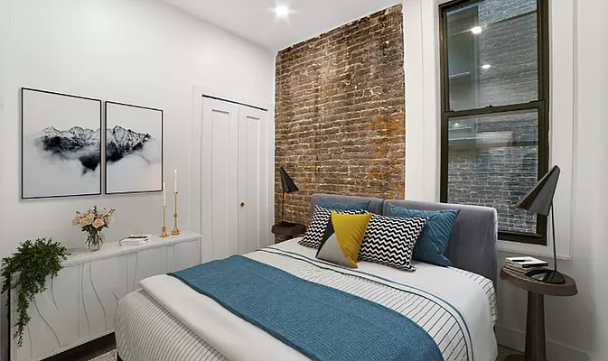 Rented by Compass | media 27