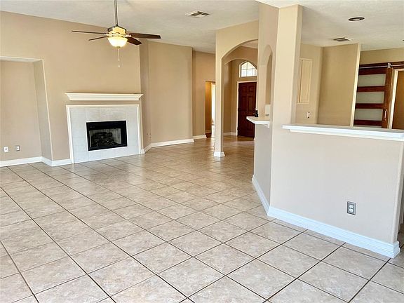 3rd image of 20426 Misty Cove Dr