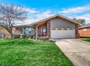 10128 Menard Ave, Oak Lawn, IL