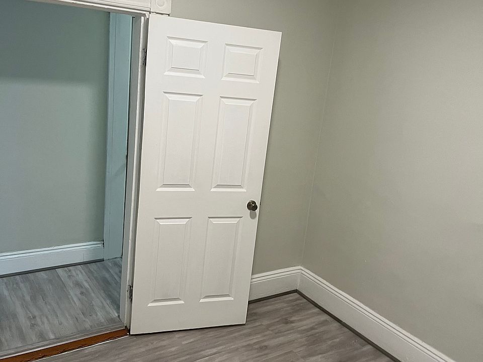 1st image of 17 Norwell St APT 1