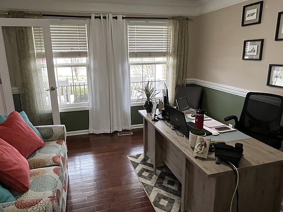 2nd image of 652 Winding Bluff Way