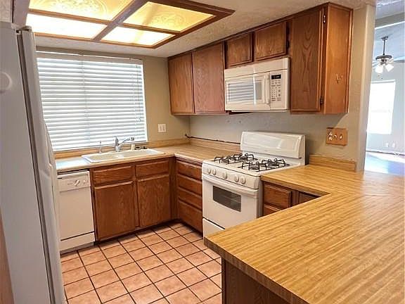 3rd image of 6705 Megan Ave #0