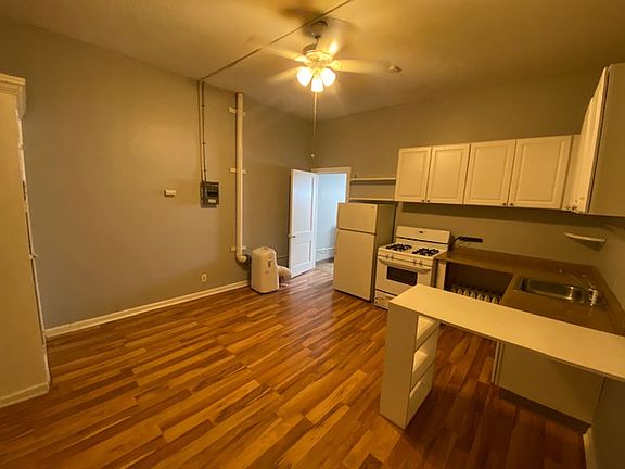4th image of 571 E Rich St APT 11