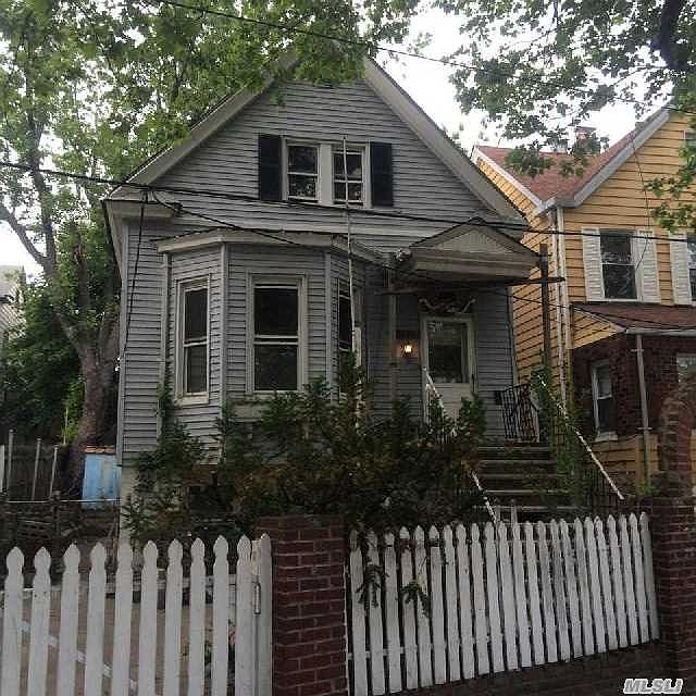 1st image of 66-09 Laurel Hill Blvd