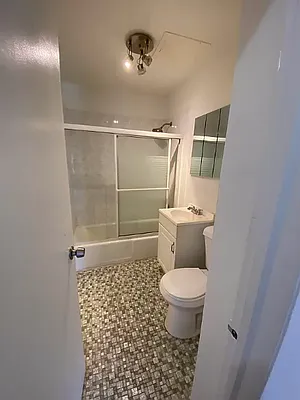 Rented by Best Apartments North Inc | media 25