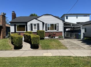 2417 N Rosa Parks Way, Portland, OR 97217