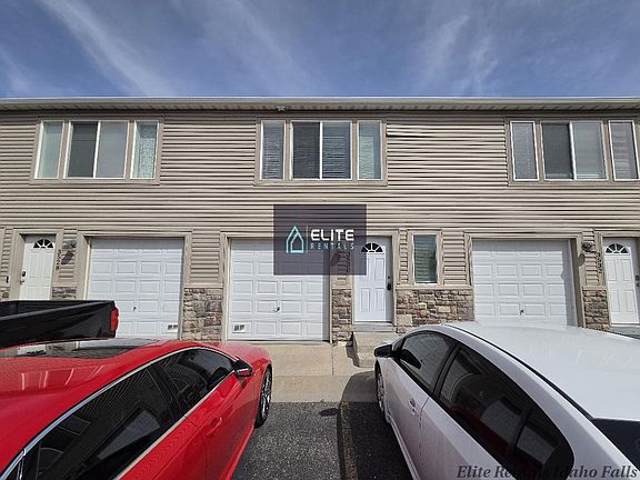 2nd image of 3530 Greenfield Dr