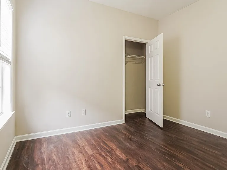 5741 Marchester Cir — Photo 13