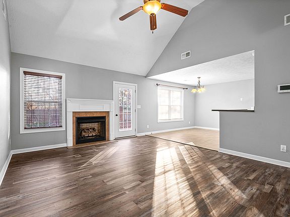 2nd image of 1005 Freedom Dr