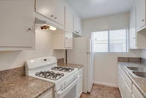 Gated, MidCentury MultiFamily Property near Metro Access and Victoria Park Photo 1