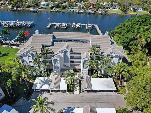 5th image of 531 Bay Colony Drive N