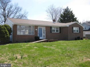 1025 Scott Ave, Upper Chichester, PA 19061