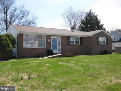 1025 Scott Ave, Upper Chichester, PA, 19061