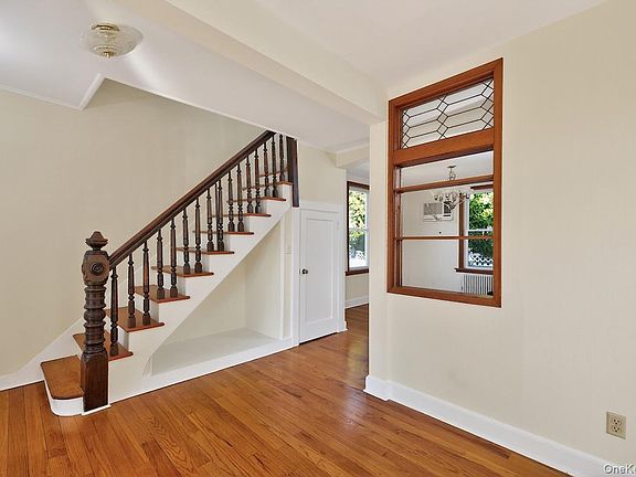 3rd image of 30 Blanchard Avenue