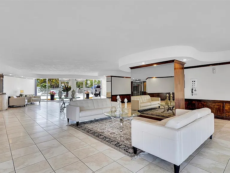 2841 N Ocean Blvd #1801 — Photo 36