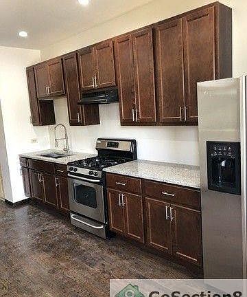 4th image of 7351 S Saint Lawrence Ave