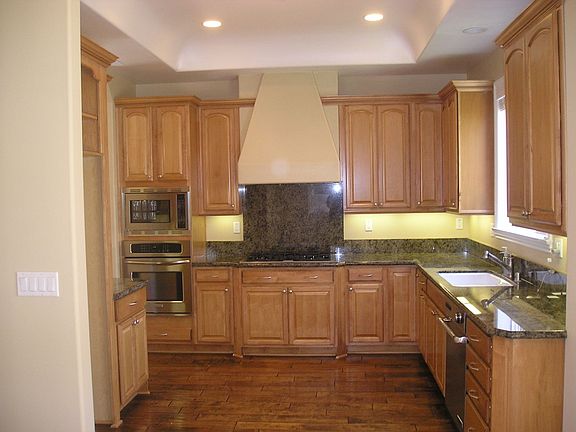The same Mid-Continent cabinets are throughout the house
