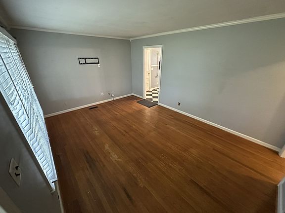 4th image of 507 Ann Ave