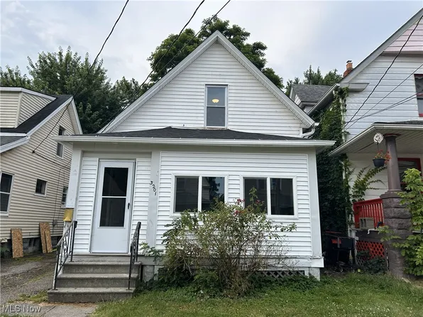 3201 Saratoga Ave, Cleveland, OH 44109