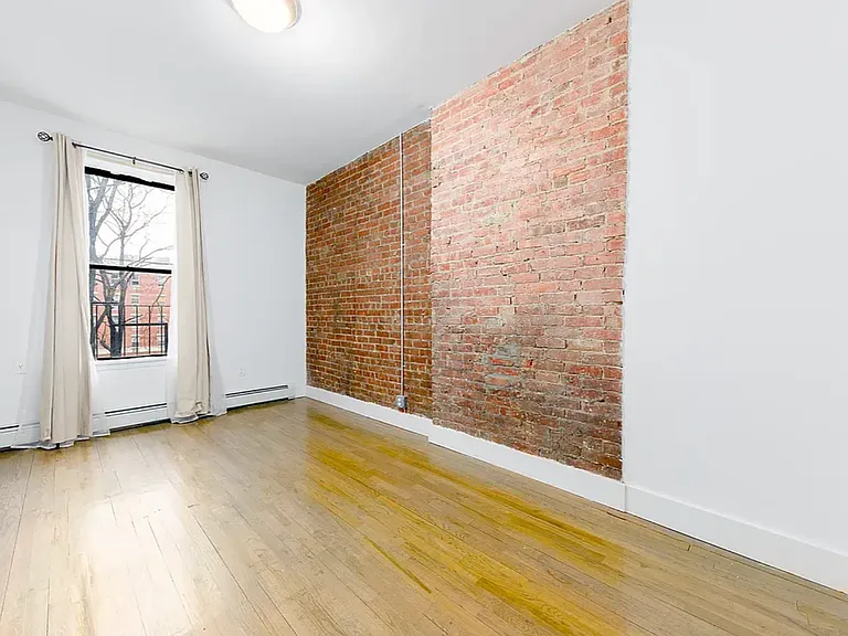 160 W 141st St #2A — Photo 6