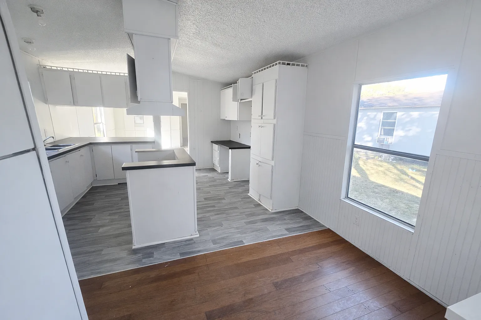 110 Deborah Drive . - 20 — Photo 2