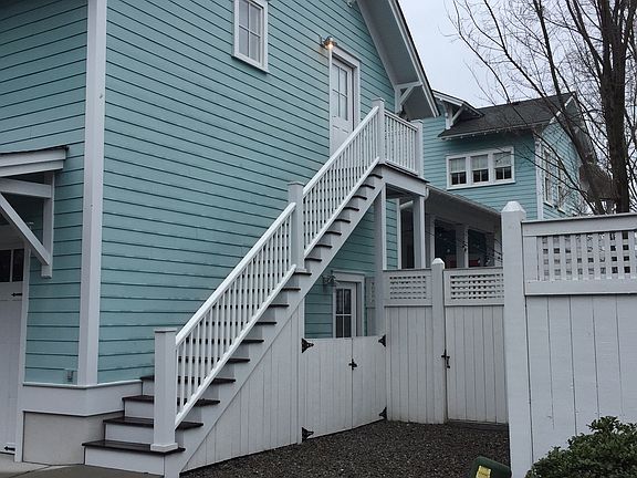 2nd image of 4847 Coventry Ln #A