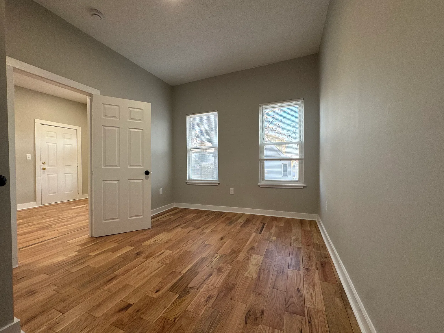 3 bed, 1100 sqft, $1,795 — Photo 4