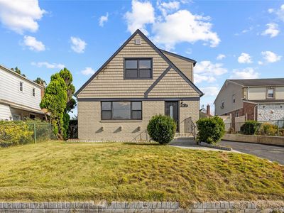 11927 Springfield Boulevard, Cambria Heights, NY, 11411