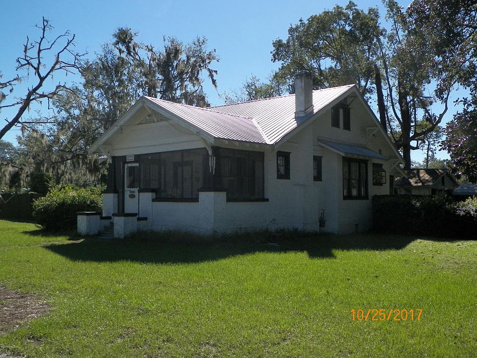 1st image of 2121 Gillis St