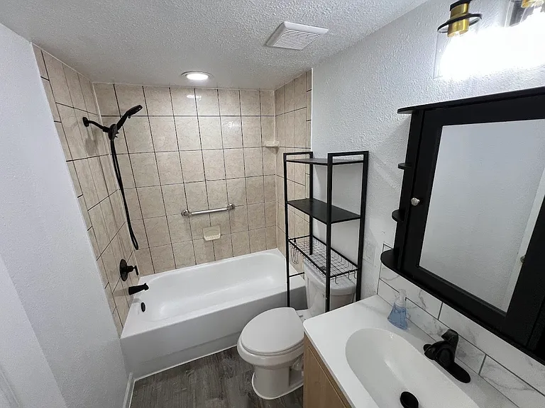 349 San Diego St — Photo 12