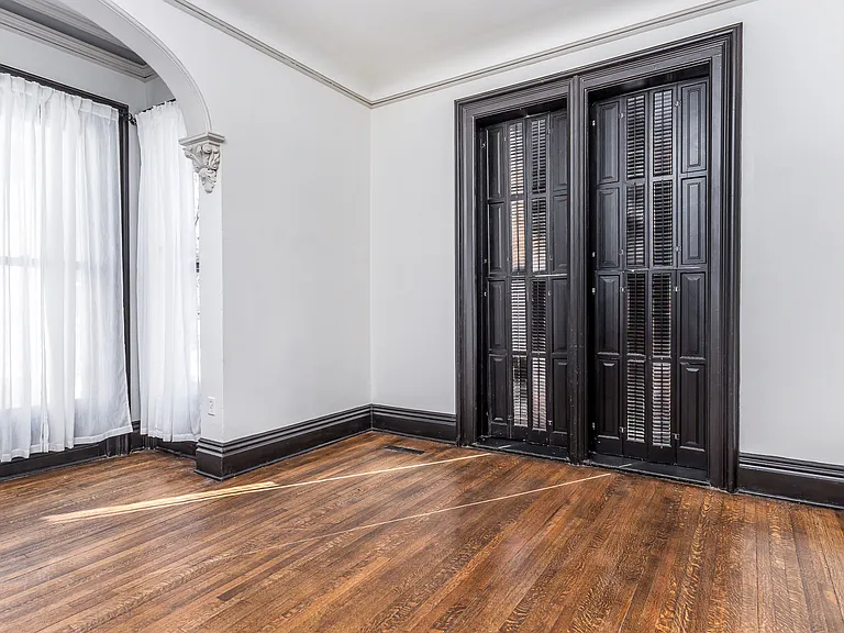 718 W Stephenson St #4COMMERCIAL — Photo 20